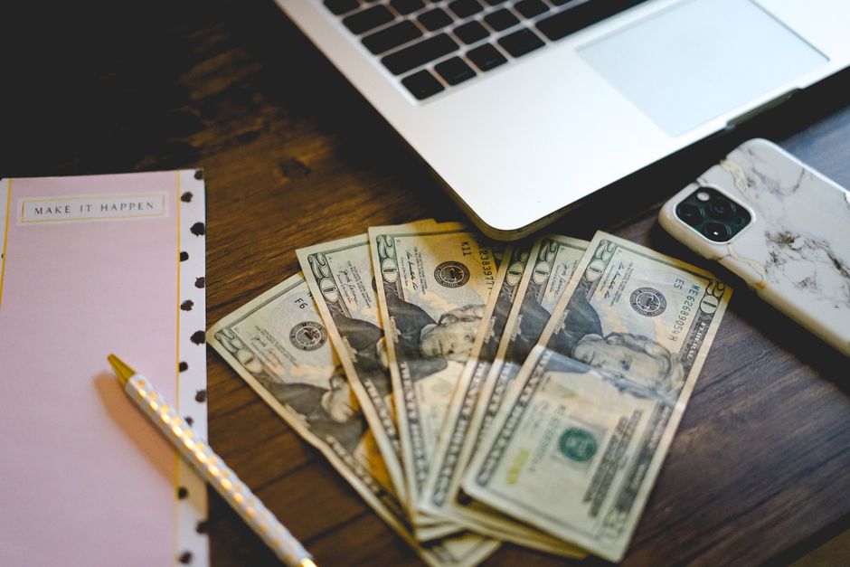 how to make money on Fiverr as a student